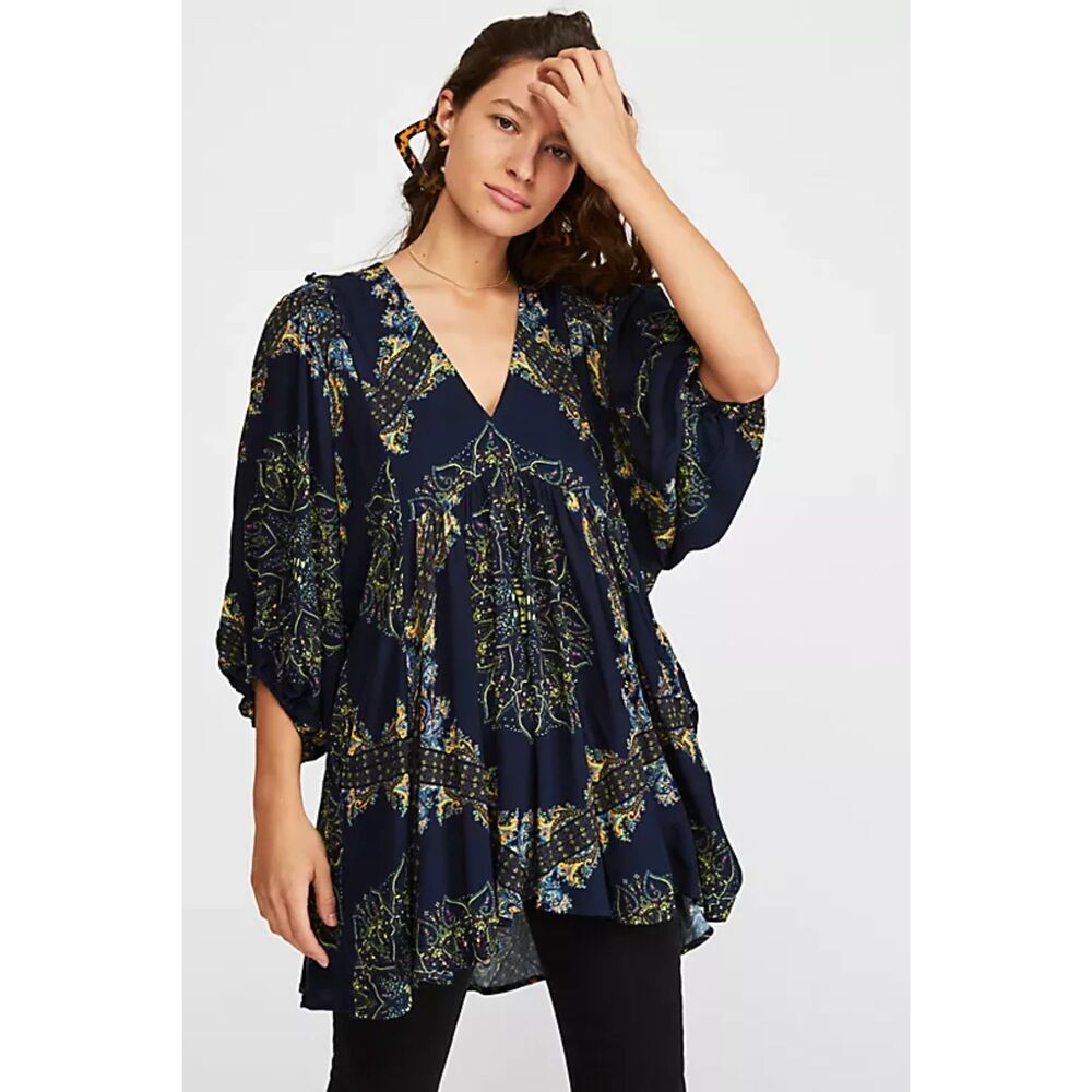 Free People Girl Talk Tunic Hi Low V Neck 3/4 Sleeves Navy Top Size Medium